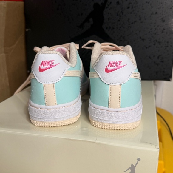Nike force 1
Brand new - Picture 5 of 5